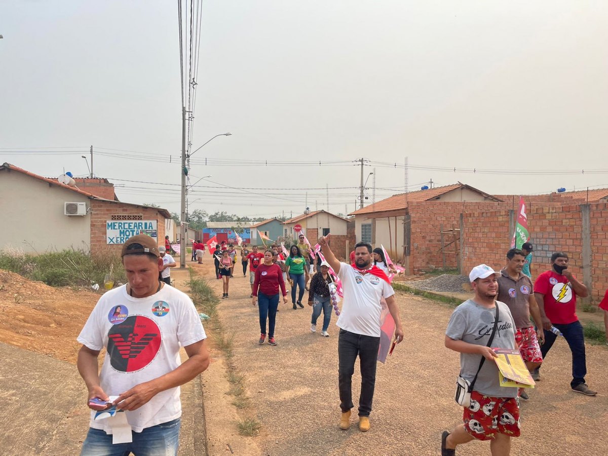 CAMPANHA: Samuel Costa apresenta propostas para moradores do Cristal da Calama