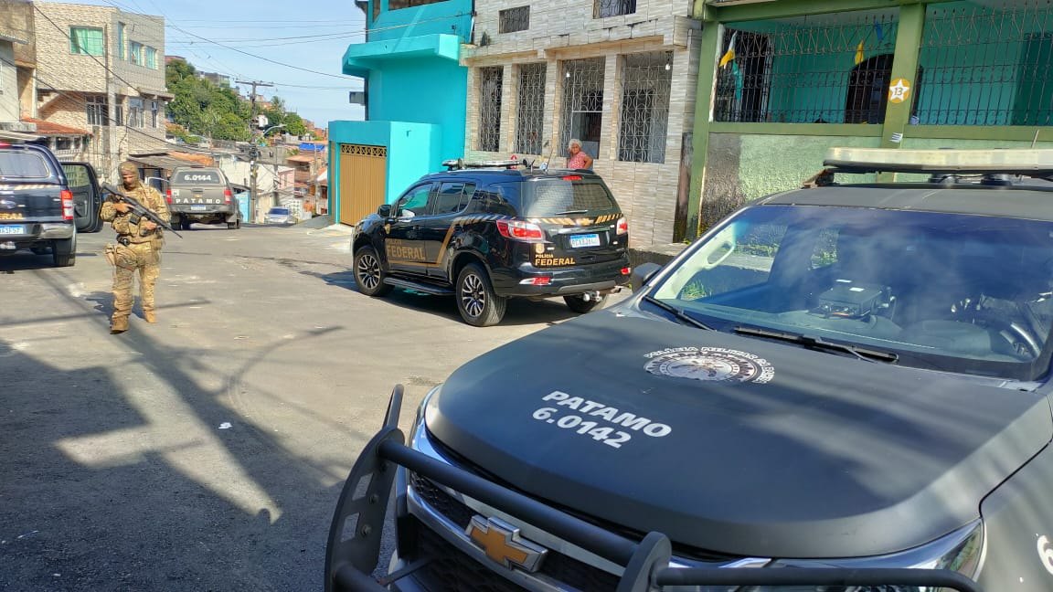 OPERAÇÃO NÁUFRAGO: PF visa prender 19 traficantes após apreensão de uma tonelada de drogas