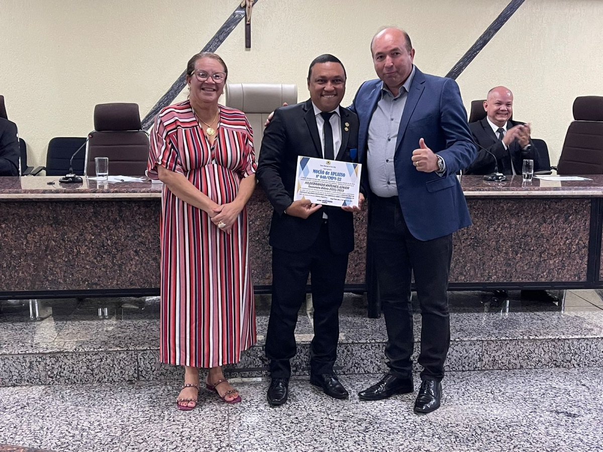 EDWILSON NEGREIROS: Vereador entrega Moções de Aplausos a maçons da Loja União e Perseverança