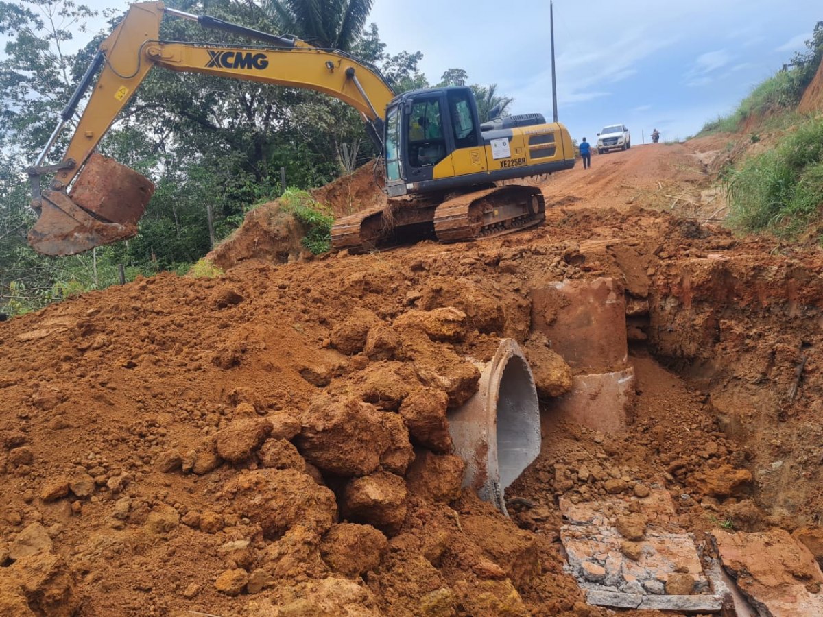 VEREADOR: Edwilson Negreiros pede e Prefeitura faz reparos na zona rural da cidade