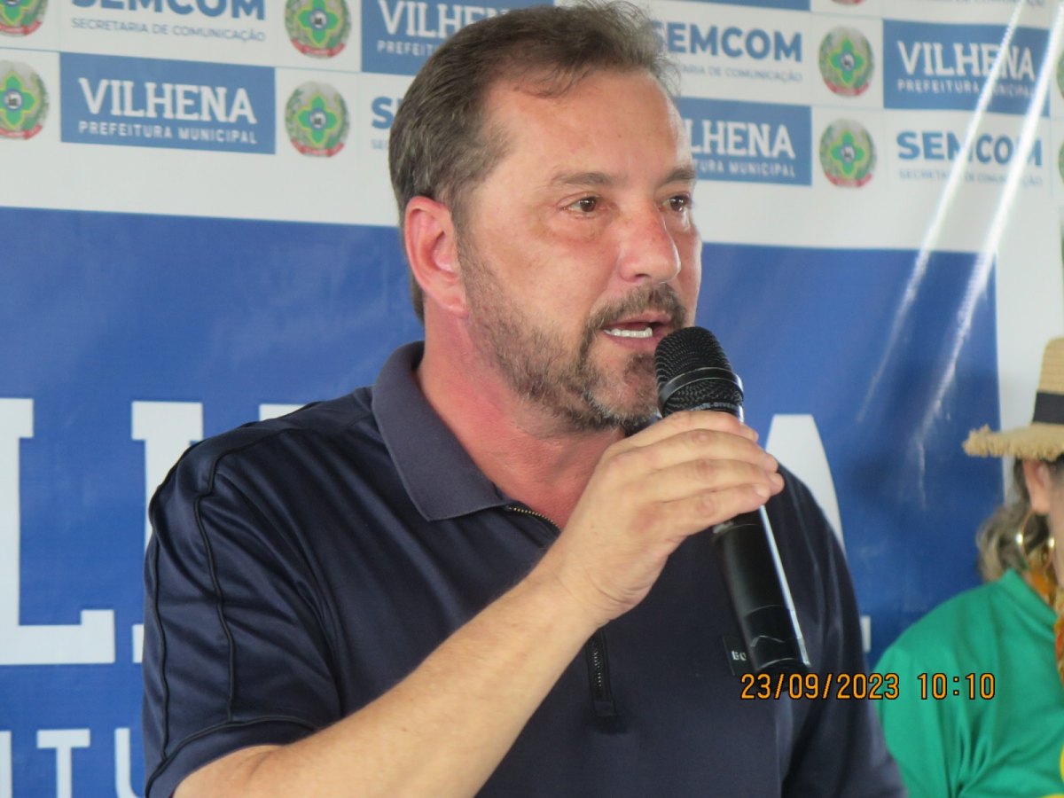 NA CAMINHADA - Hildon Chaves visita Vilhena com agenda de 'governadorável'