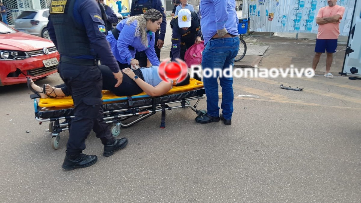 URGENTE: Mulher fica seriamente ferida após carro avançar preferencial no Centro 