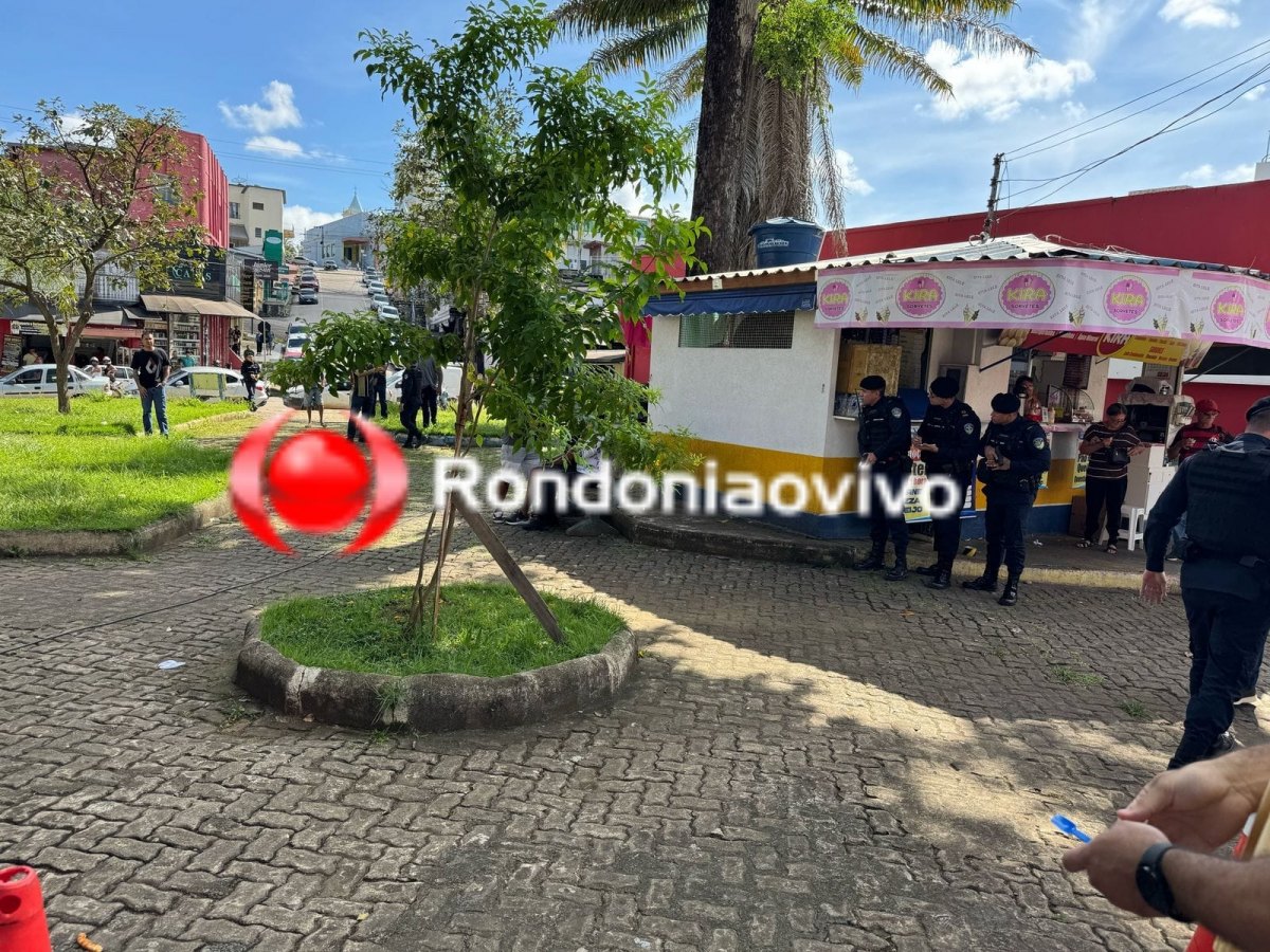 TREINAMENTO: Polícia Militar realiza simulação de negociação com criminoso em praça 