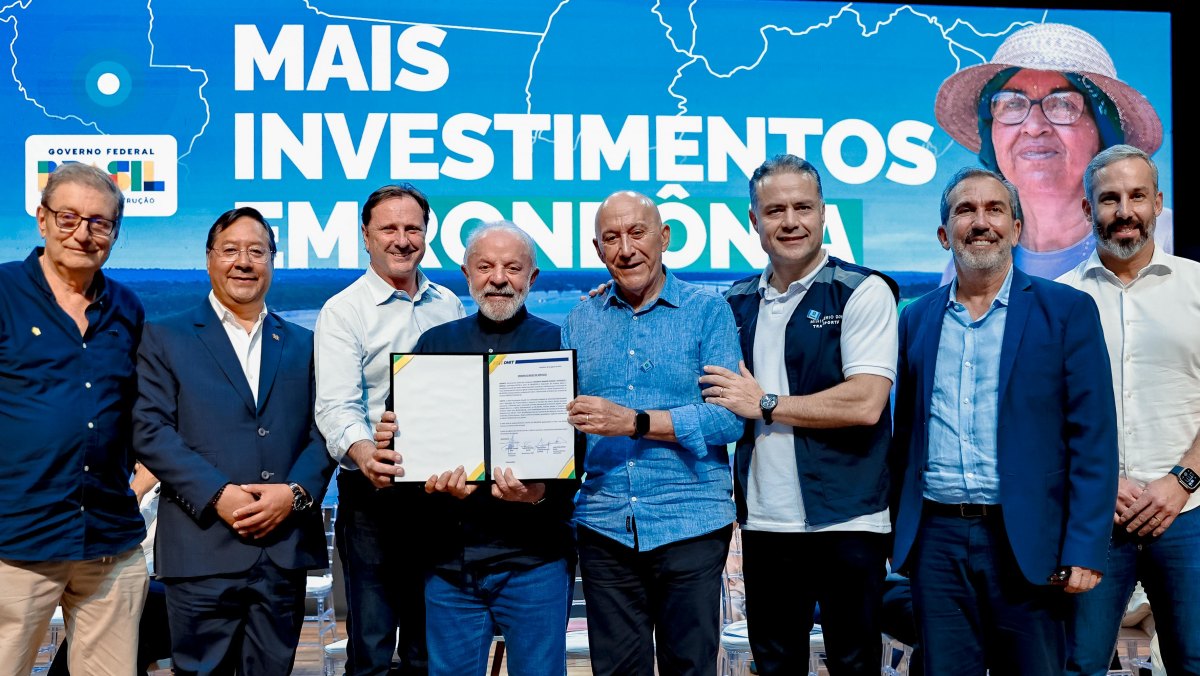 CONFÚCIO MOURA: Prestígio e reconhecimento na visita do presidente Lula a Rondônia