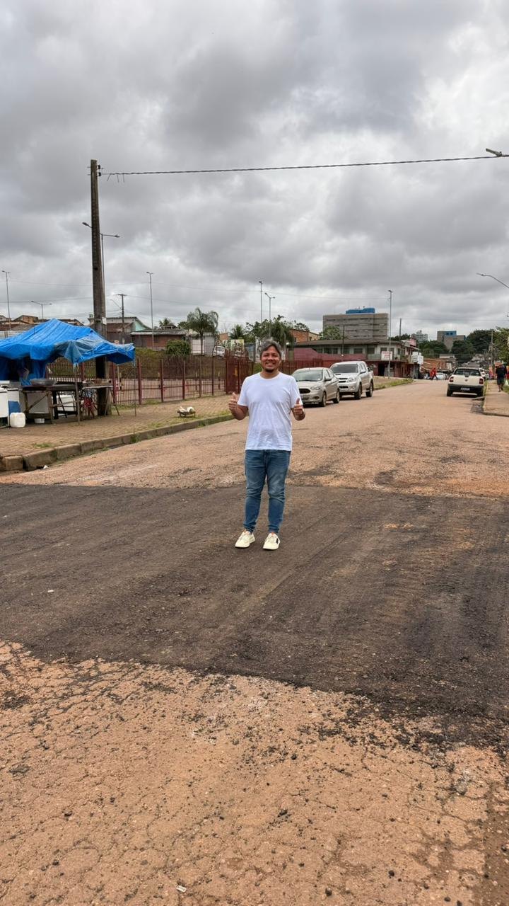 ZÉ PAROCA: Pedido de providência do vereador resulta em ação de tapa-buraco