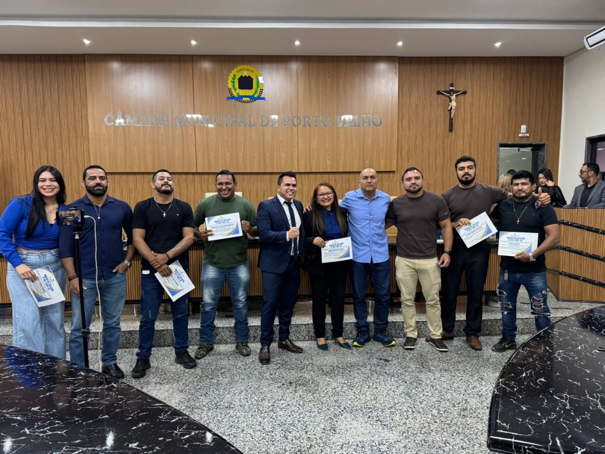 EDIMILSON DOURADO: Vereador homenageia mestre de artes marciais por contribuição ao esporte em Rondônia