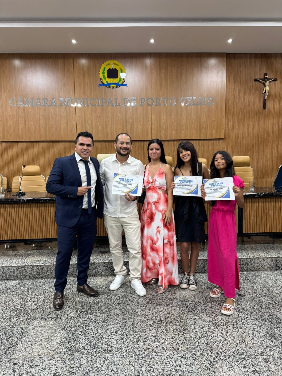EDIMILSON DOURADO: Vereador homenageia mestre de artes marciais por contribuição ao esporte em Rondônia