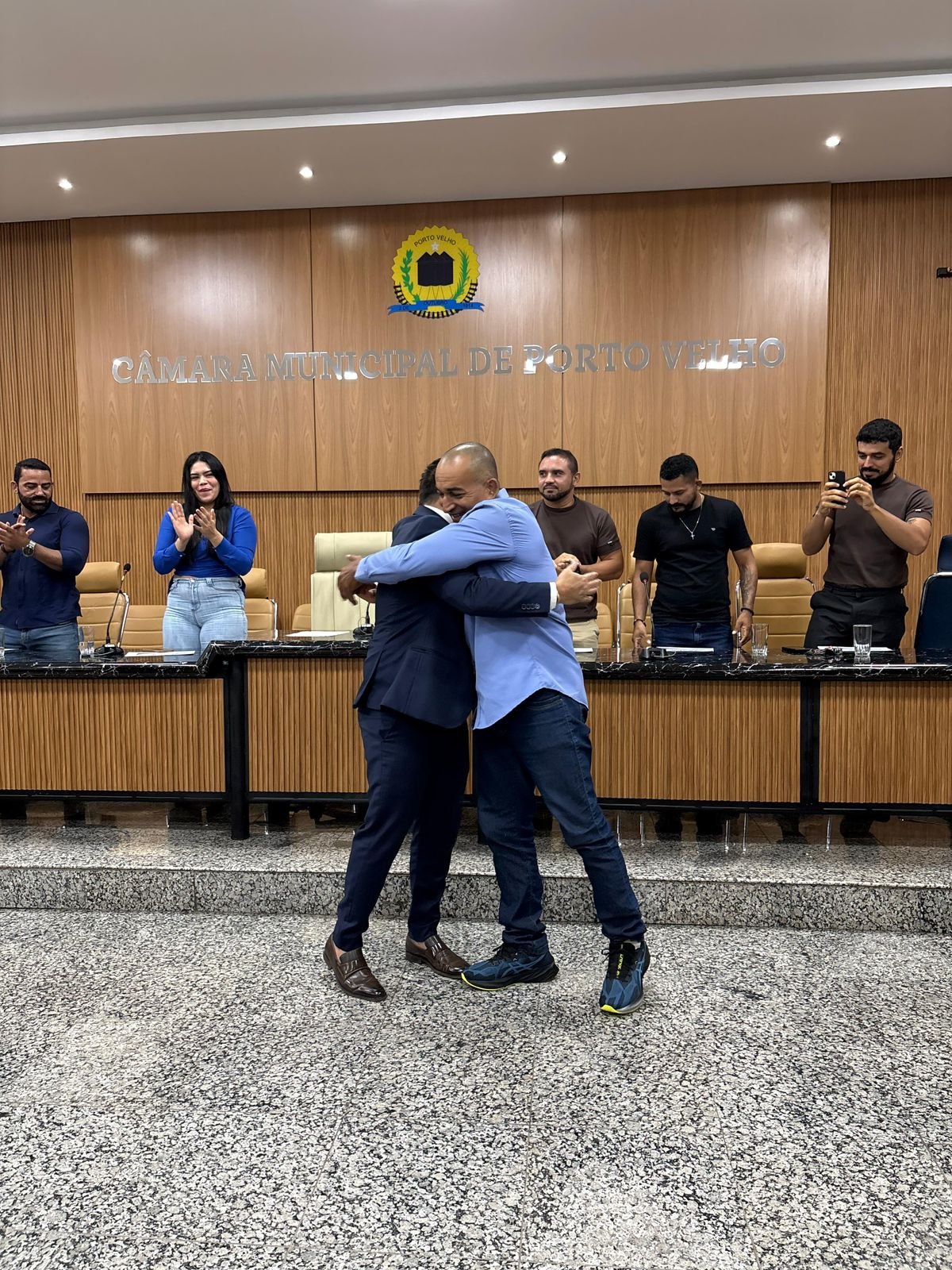 EDIMILSON DOURADO: Vereador homenageia mestre de artes marciais por contribuição ao esporte em Rondônia