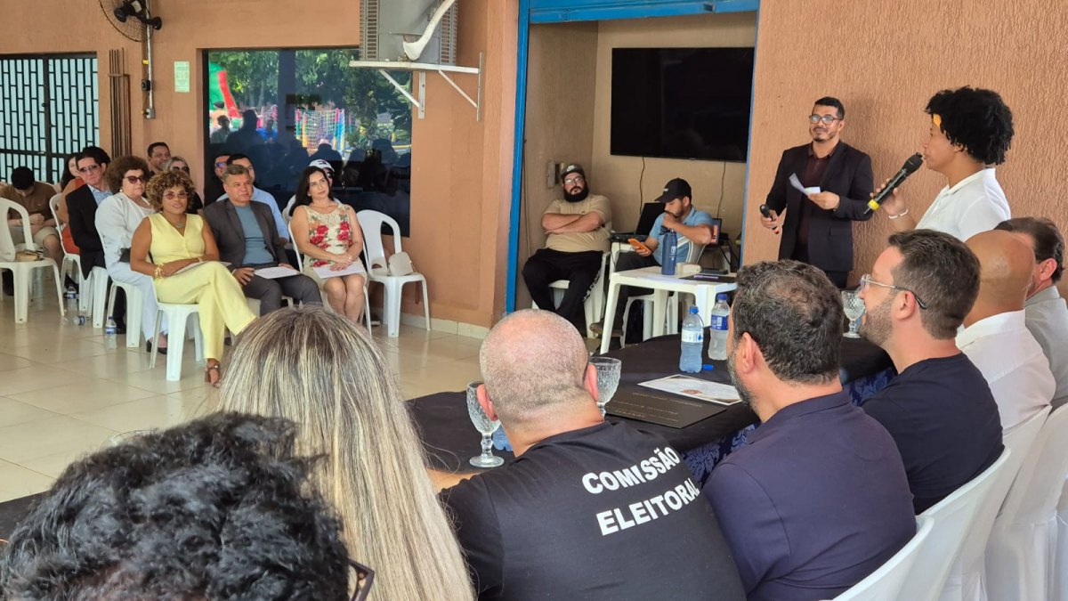 SILVIA CRISTINA: Deputada prestigia posse da nova diretoria do Sinpol em Porto Velho