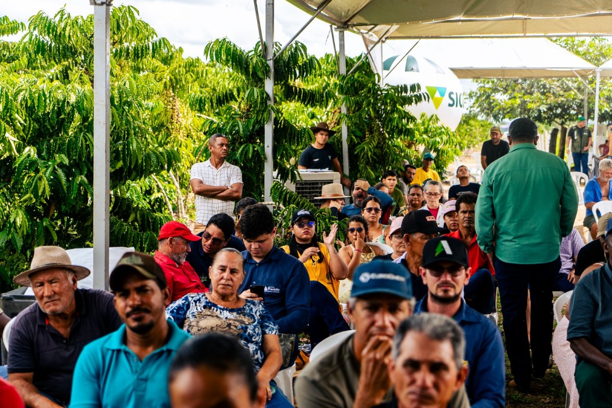 ITAPUÃ DO OESTE: Sistema Faperon/Senar promove excursão técnica e impulsiona cafeicultura