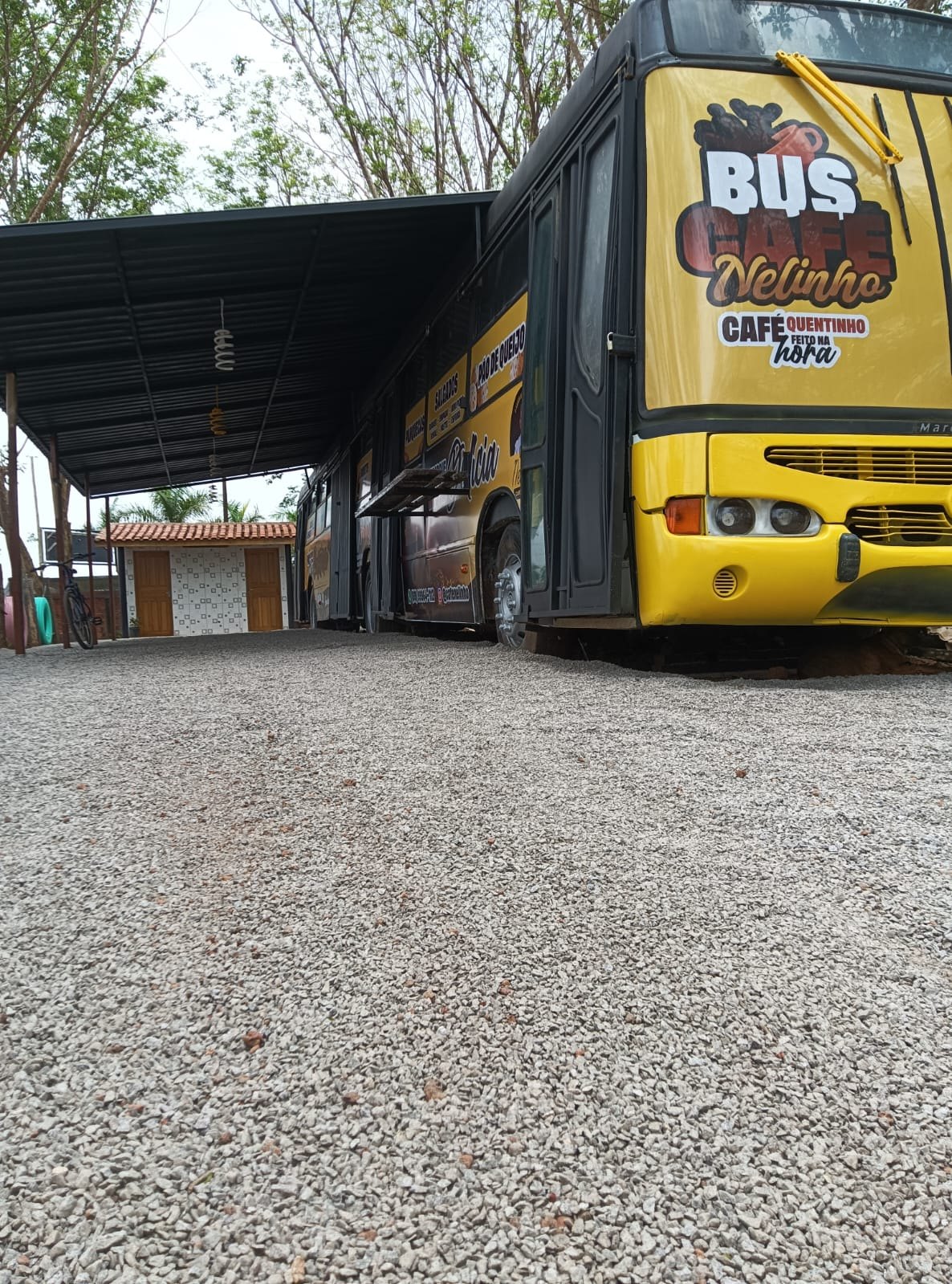  EM ROLIM DE MOURA: Bus Café Nelinho transforma ônibus em cafeteria e aproxima clientes do café 