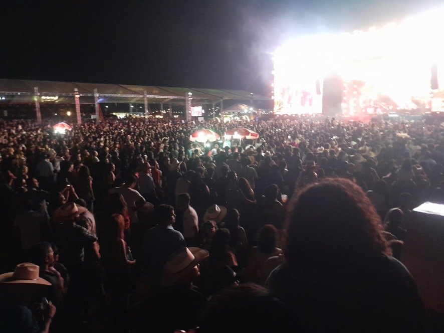 DINHEIRO DO POVO: Mais de R$ 5 bilhões públicos foram destinados a shows de artistas desde 2024