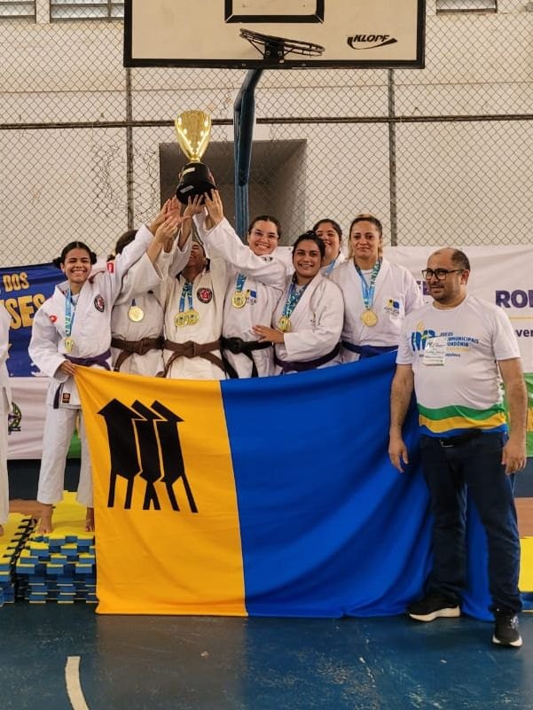 JIR: Judoca Laina Menezes é campeã em sua categoria na competição