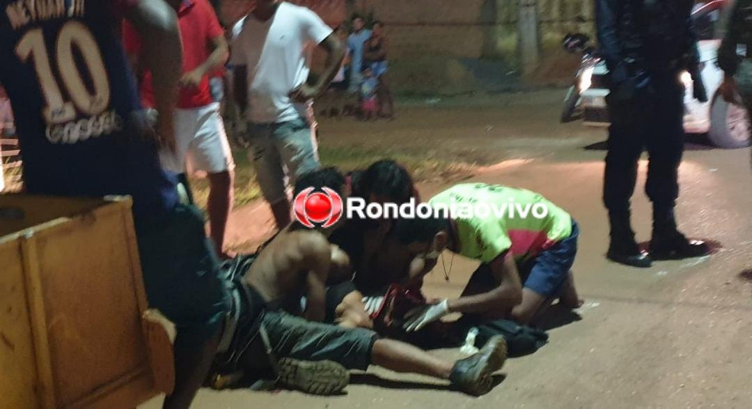 LANÇADA PARA FORA: Mulher transportada em carretinha de moto sofre queda e fica seriamente ferida