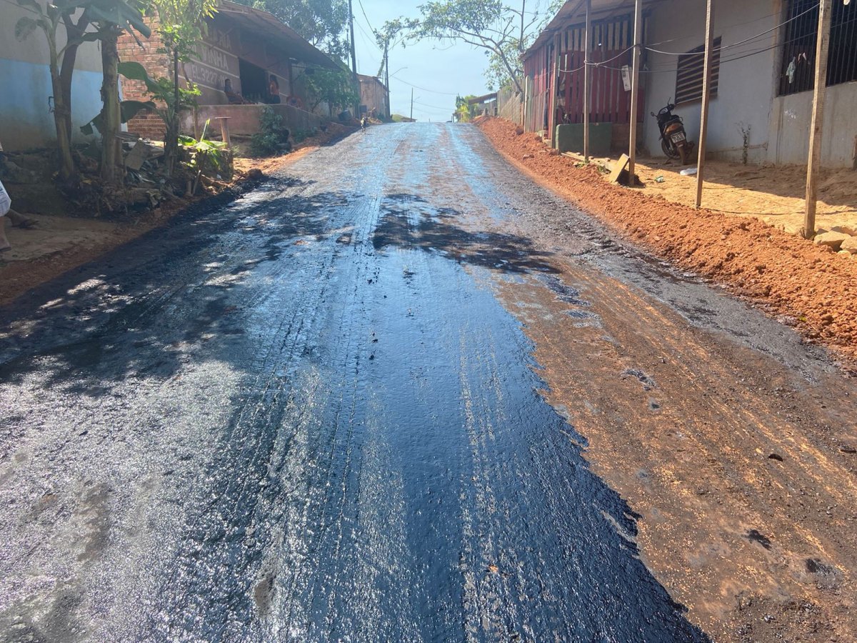 FISCALIZAÇÃO: Edmilson Dourado acompanha obras de drenagem e asfaltamento na zona sul