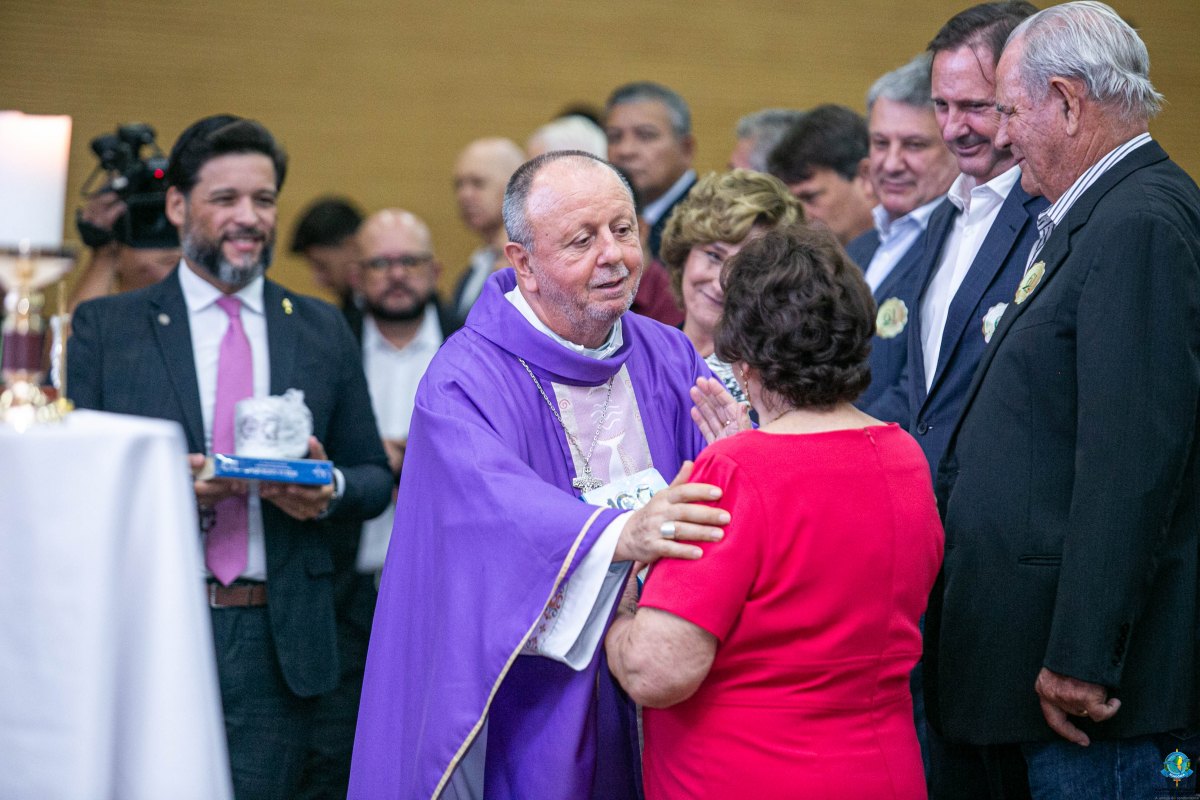 MÉRITO DE PIONEIRISMO: Eucatur e as diretoras Ana e Nair Gurgacz recebem homenagens em Rondônia