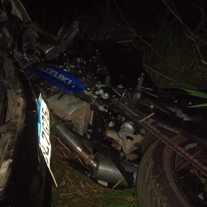 ACIDENTE FATAL: Colisão de carro com motos deixa um morto e três feridos em Rondônia