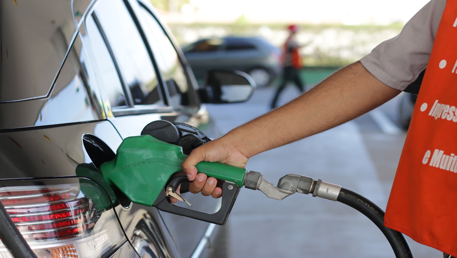 SEU BOLSO: Petrobras anuncia aumento de 18,8% no preço da gasolina 