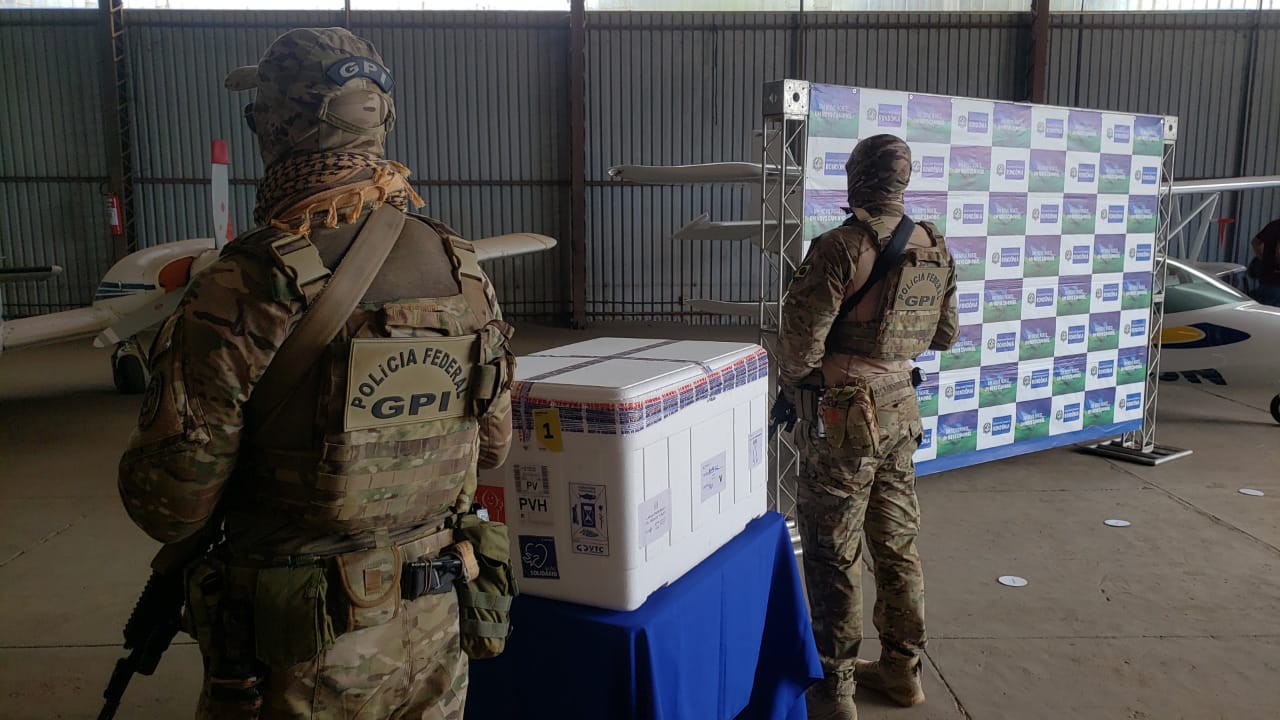 VACINA EM RONDÔNIA: Grupo de Pronta Intervenção da PF realiza escolta de carga em Porto Velho 