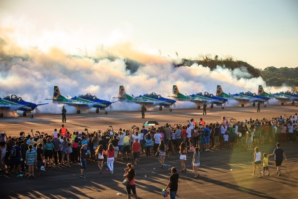 ‘VUOOOON’: Portões abertos da Base Aérea agitará domingo da capital