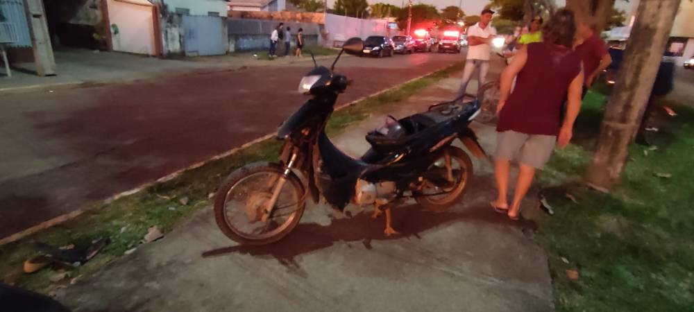 BATIDA: Idoso com perna mecânica é detido após atingir moto e ferir mulher