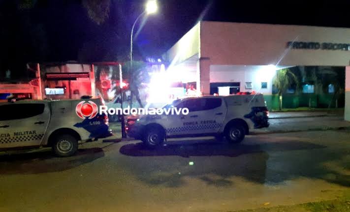 TIROS: Jovem é encontrado baleado no meio da rua na zona Leste