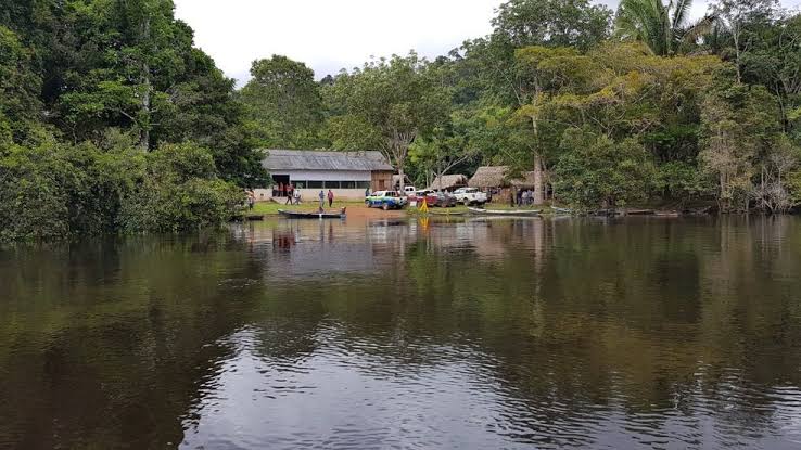 FIM DA FESTA: Homem morre afogado em flutuante no lago rio Verde