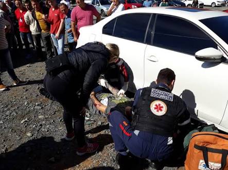 QUEIMA ROUPA: Policial boliviano leva tiro na nuca por primo da atual namorada