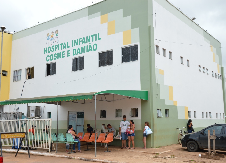 CONFUSÃO: Governo investiga suposta vacinação errada contra COVID-19 no Cosme e Damião 