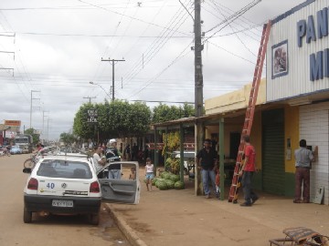 Fiscalização da Ceron age na zona Leste e policia indicia 64 por furto de energia