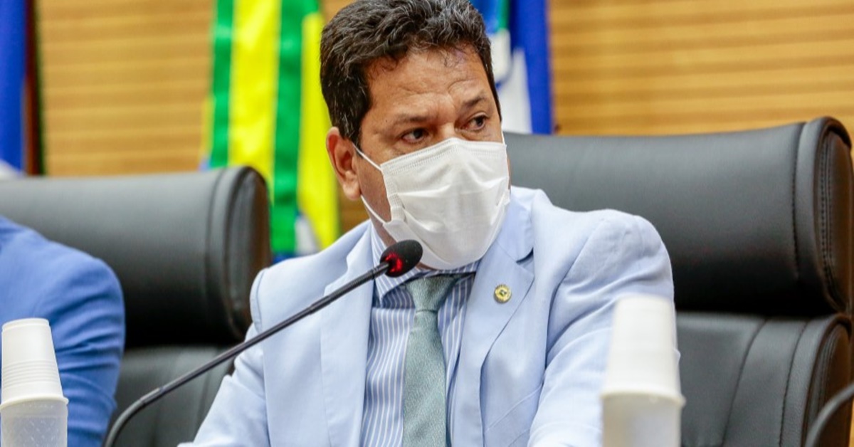 FORNECIMENTO: Jair Montes cobra da Sesau dados sobre medicamentos de alto custo oferecidos pelo SUS