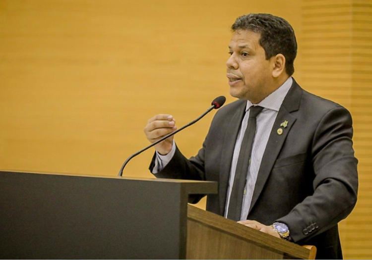 JAIR MONTES: Deputado vota a favor da recomposição e defende salário justo para toda segurança pública