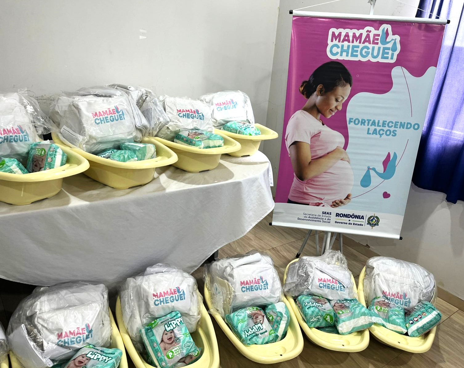 DESENVOLVIMENTO SOCIAL: Prefeitura de Jaru realiza entrega de kits maternidade