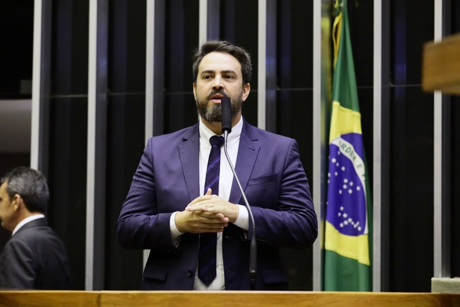 UNIÃO BANDEIRANTES: Léo Moraes cobra celeridade para o projeto de federalização da linha 101   