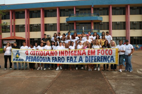 Pedagogia da FARO desenvolve oficinas em aldeia indígena