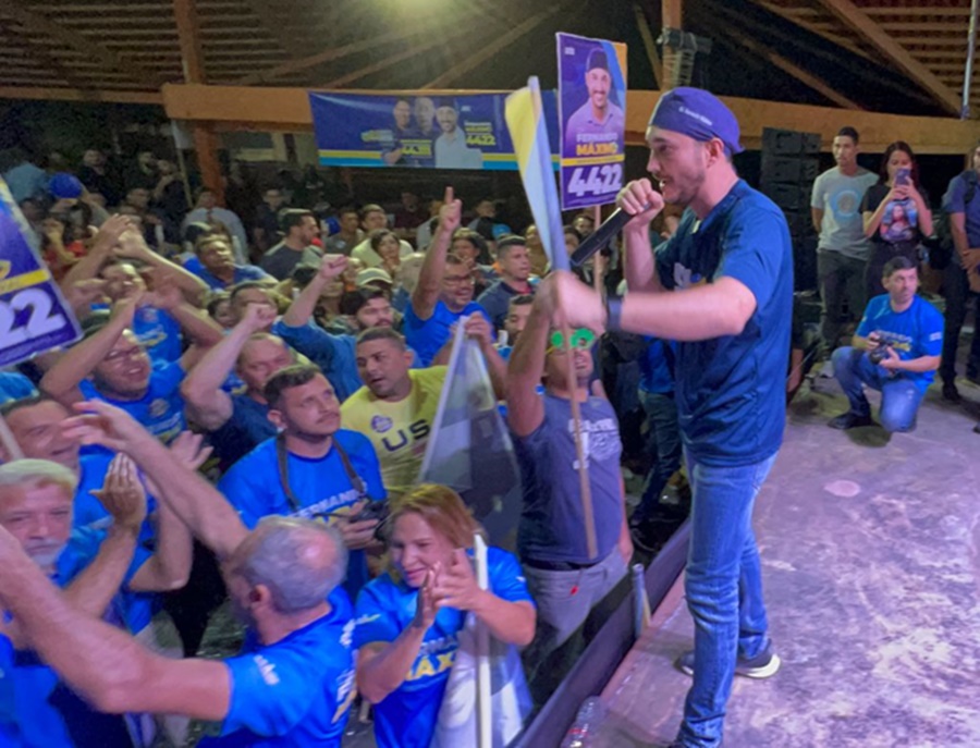 FICHA LIMPA: Fernando Máximo agradece pelo trabalho dos amigos e voluntários pela campanha