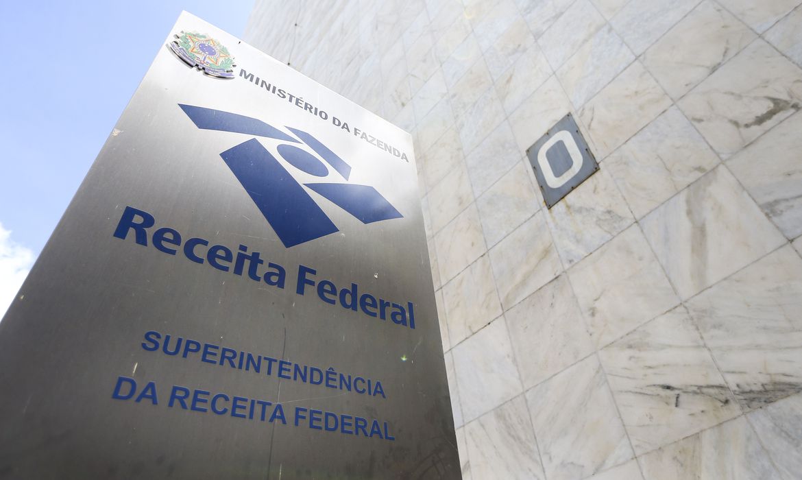 ESPERANDO: Receita adia para junho pagamento da primeira cota do Imposto de Renda