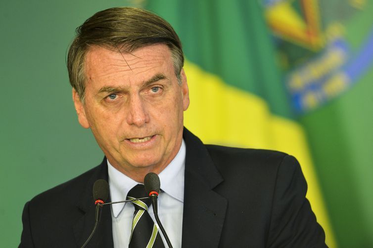 REFORMA: Bolsonaro diz que hoje “bate o martelo” sobre reforma da Previdência