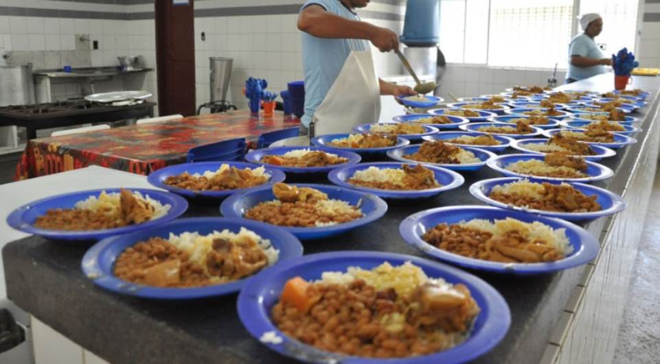 ESCOLAS: MEC libera R$ 364 milhões para alimentação escolar em todo o país