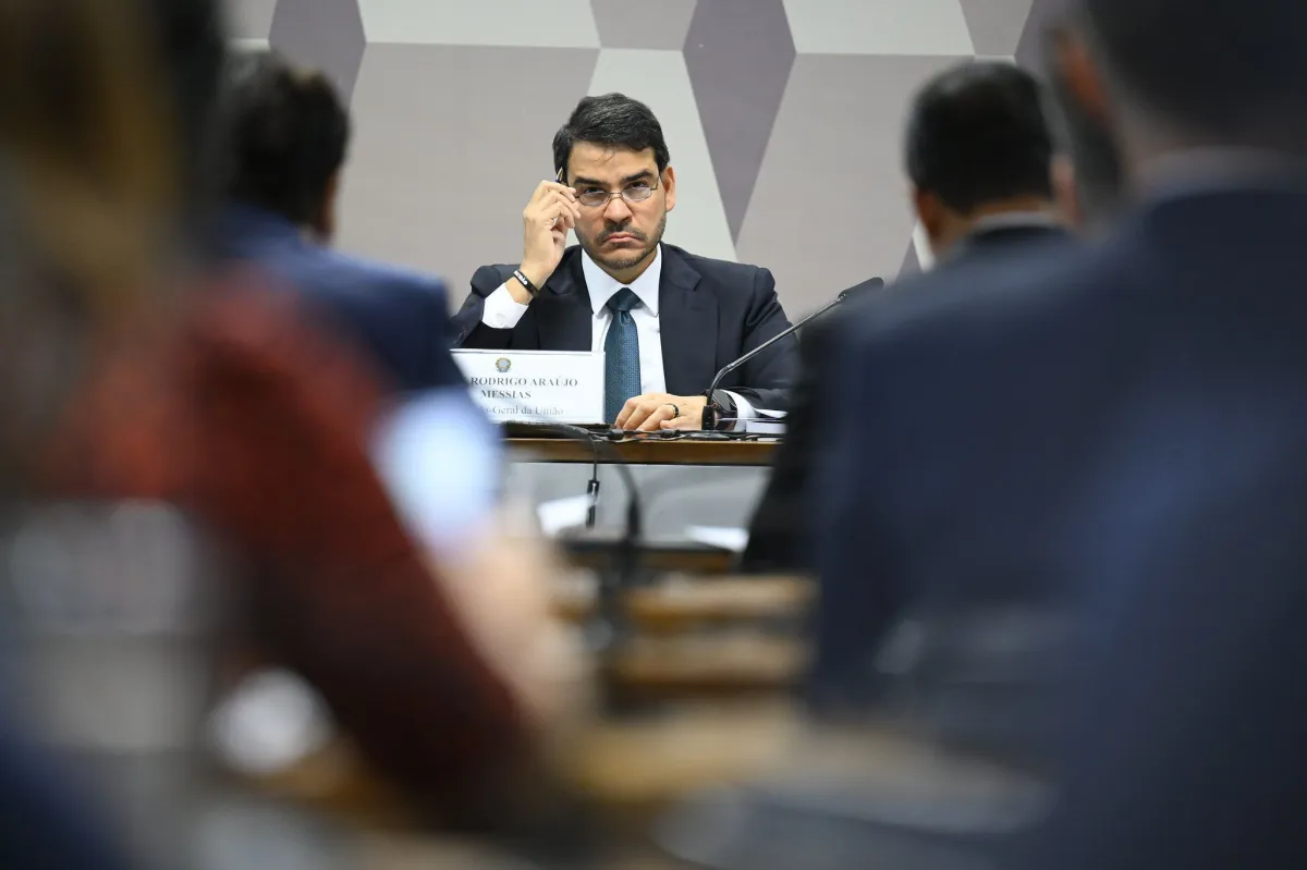 PRESSÃO POR VAGA: Senado rejeita Messias e impõe derrota histórica do governo Lula