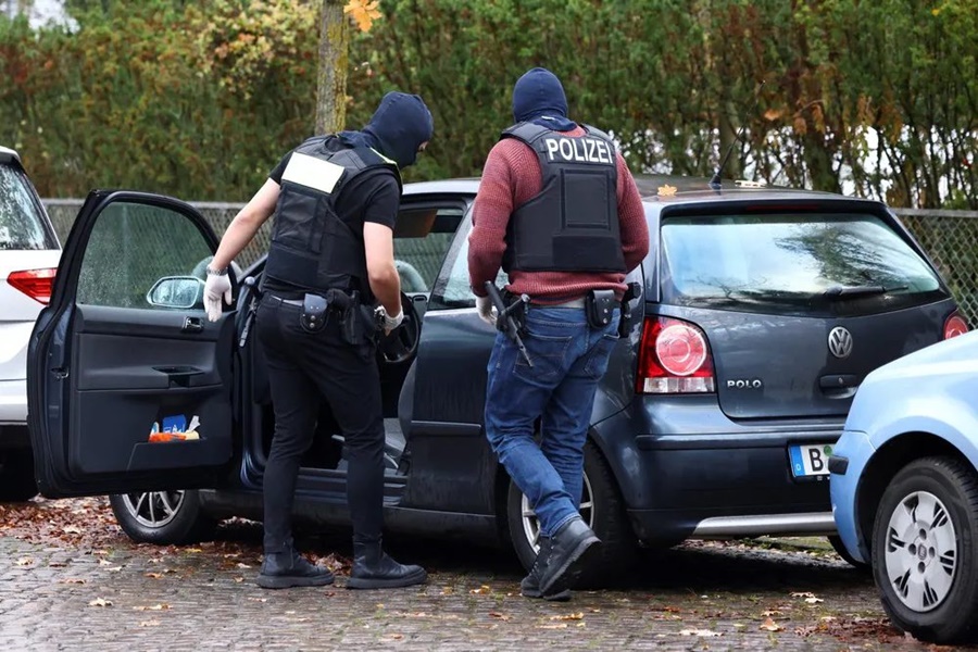 CADEIA:  Alemanha prende 25 pessoas, entre eles militares, que defendiam ‘golpe'