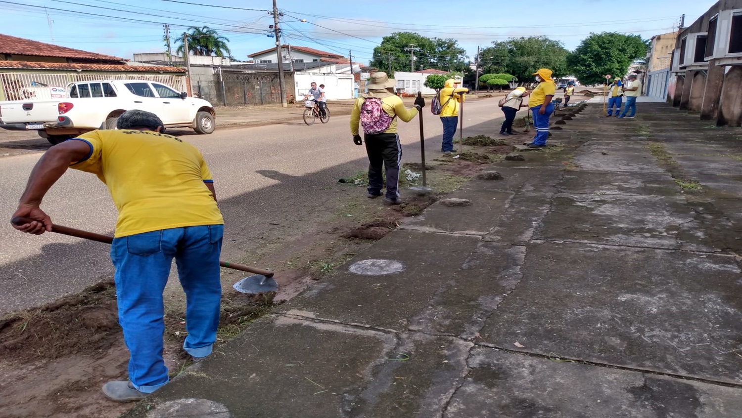 SERVIÇOS BÁSICOS: Região central de Porto Velho recebe mutirão de limpeza
