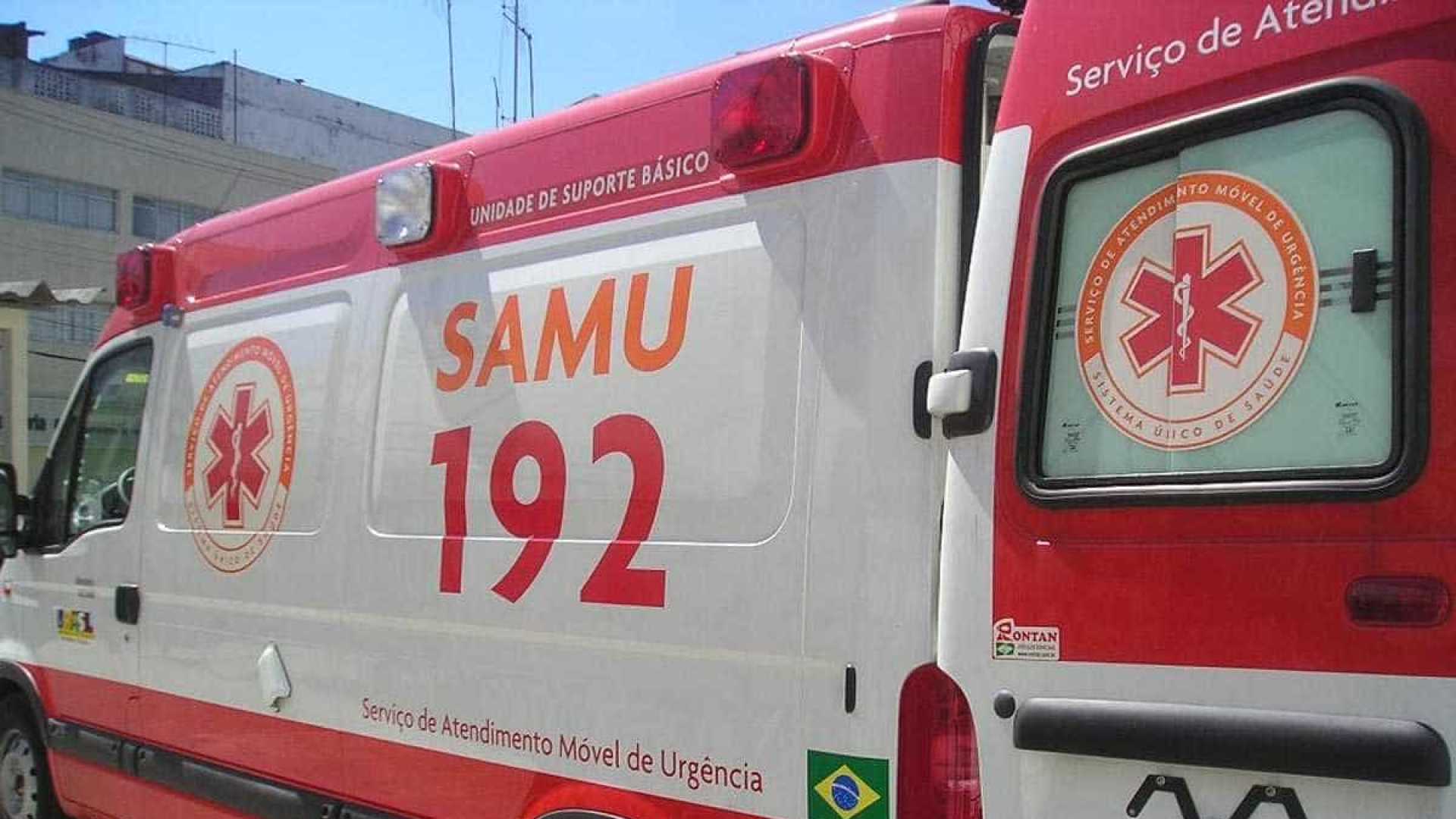 Teto de escola desaba e crianças ficam sob escombros em SP