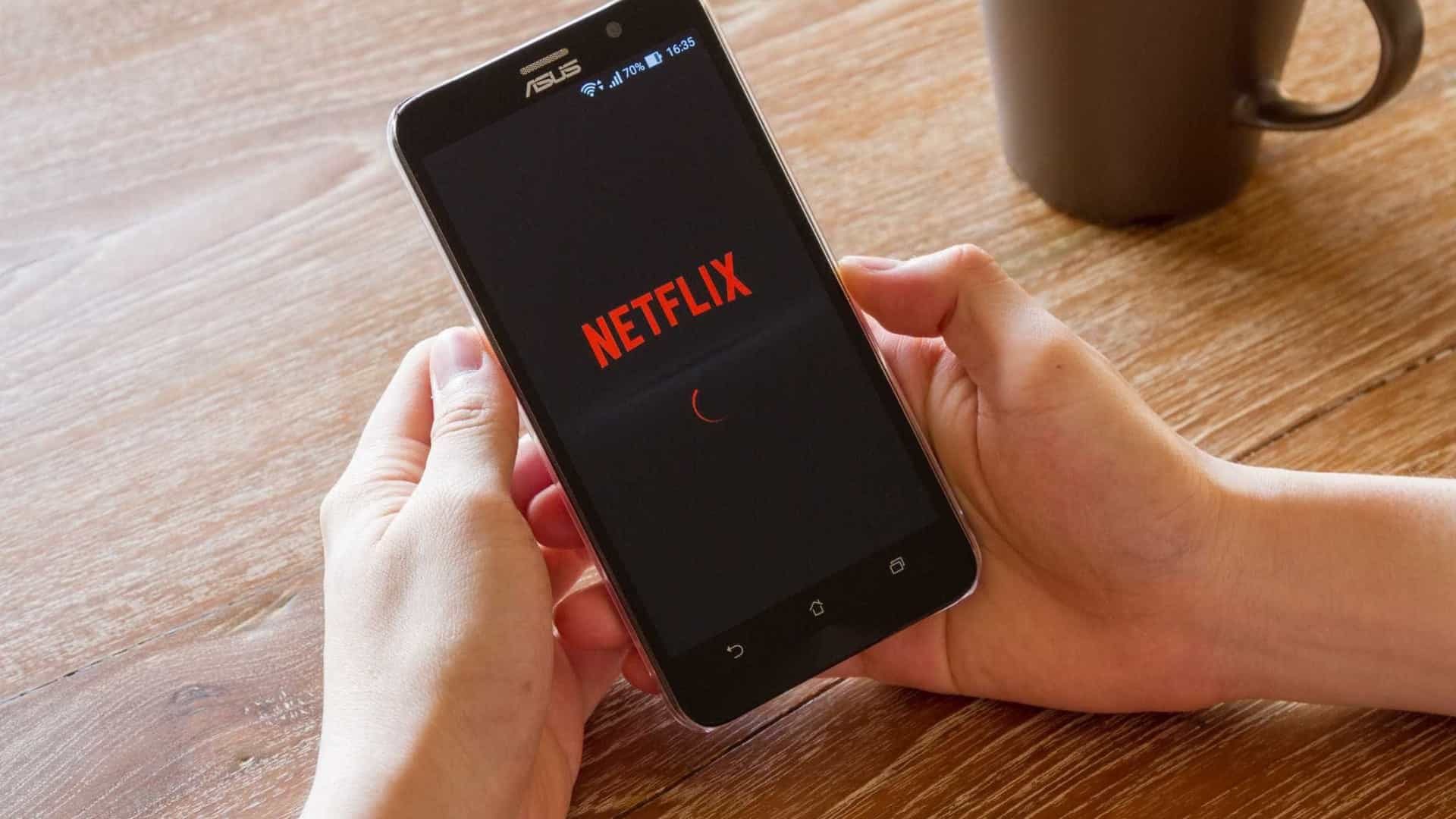 ATUALIZAÇÃO: Uma das opções mais úteis da Netflix chega ao iPhone