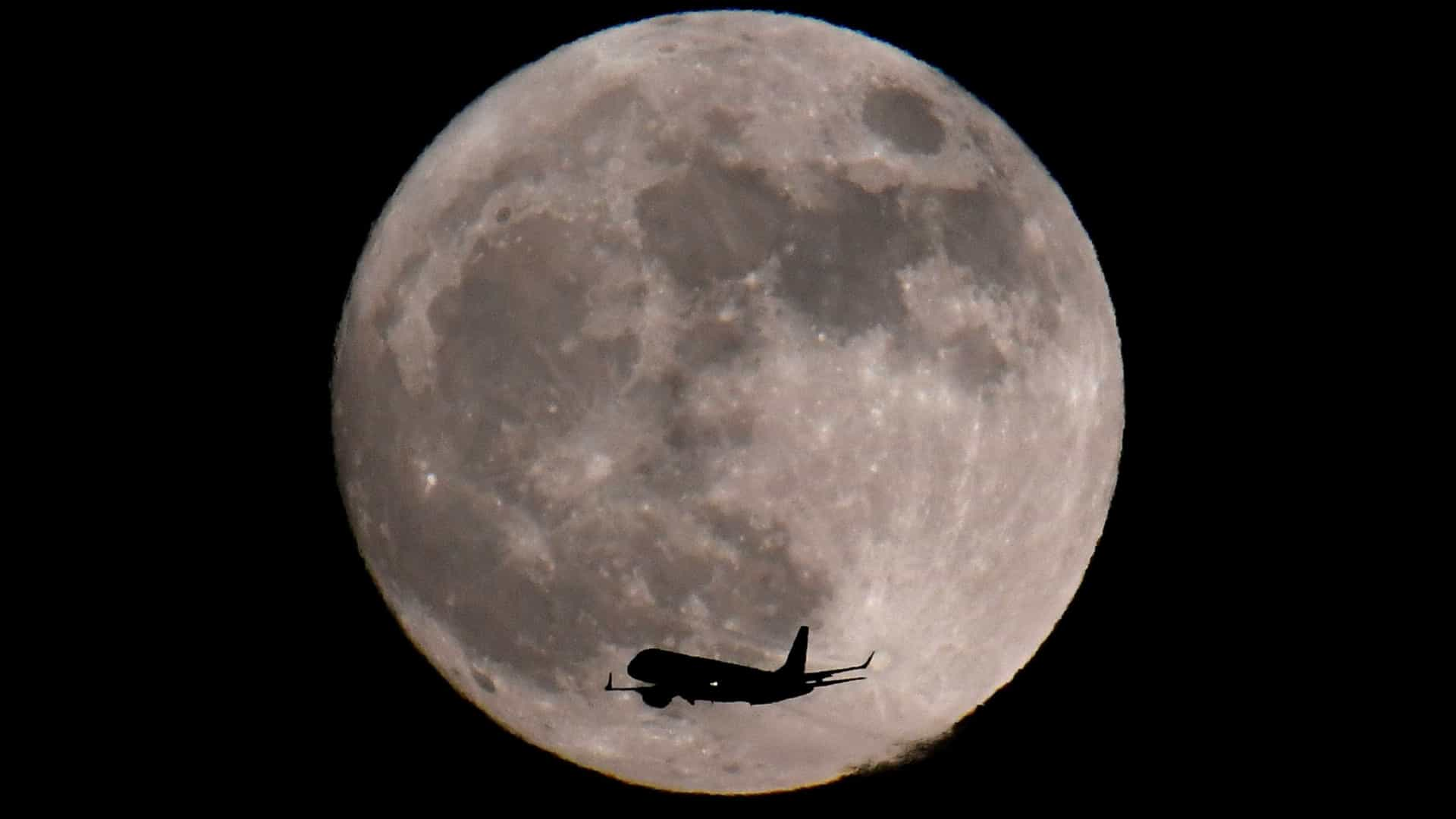 Superlua ainda poderá ser vista hoje em alguns pontos do planeta