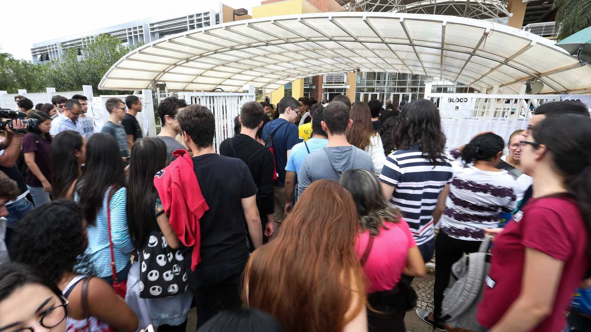 EDUCAÇÃO: Fuvest abre inscrições para o vestibular 2019 nesta segunda-feira