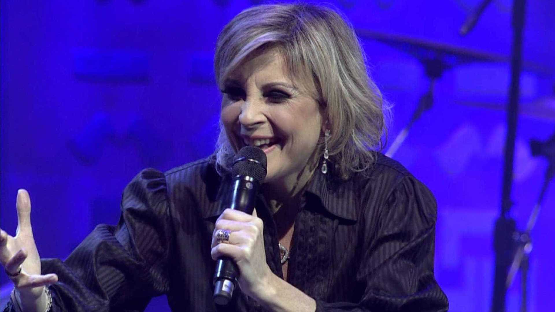 Cantora gospel anuncia luta contra o câncer: 'A vida não vai parar'