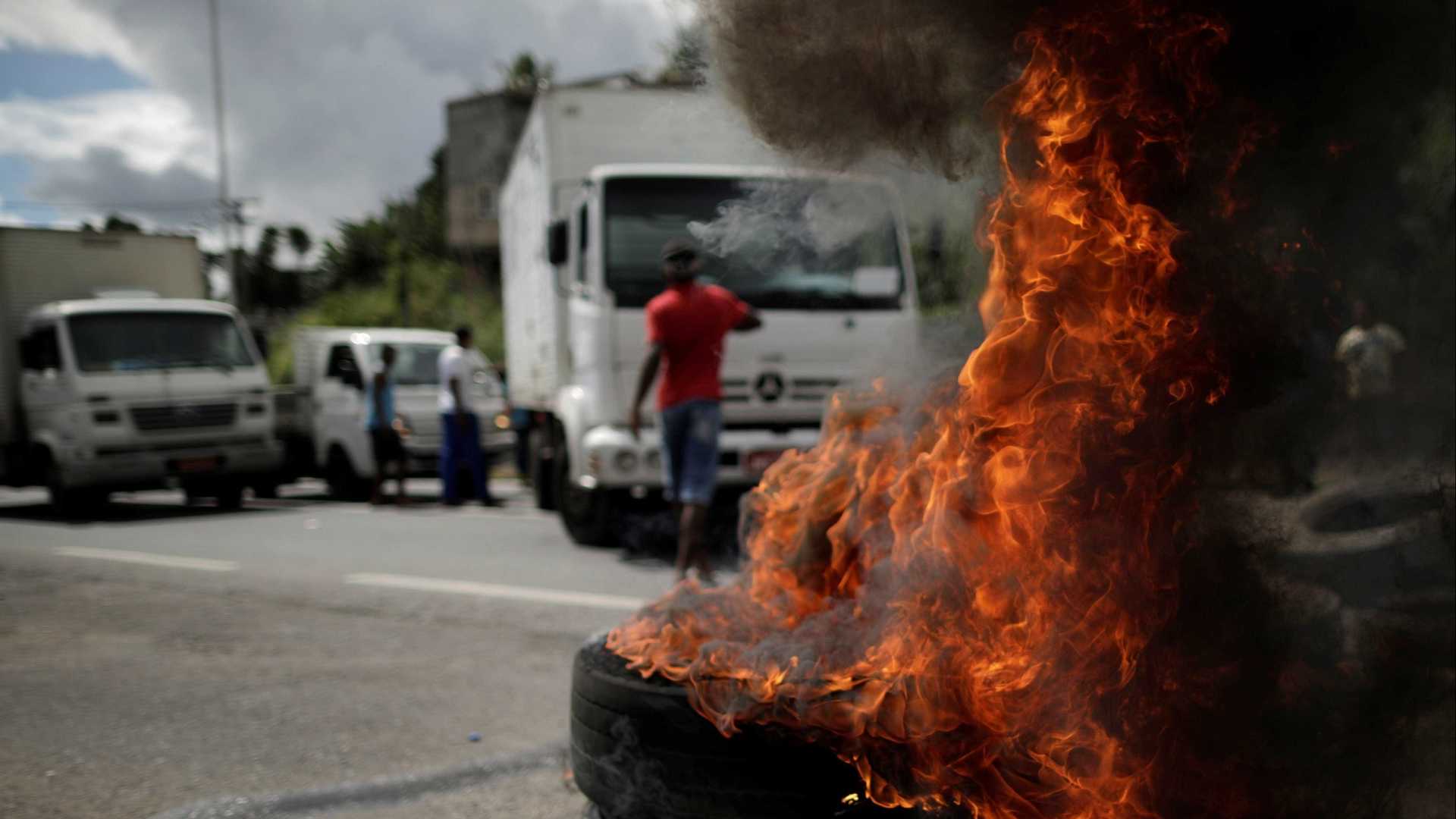 DECLARAÇÃO: Líder dos caminhoneiros desafia governo: 'Vai correr sangue'