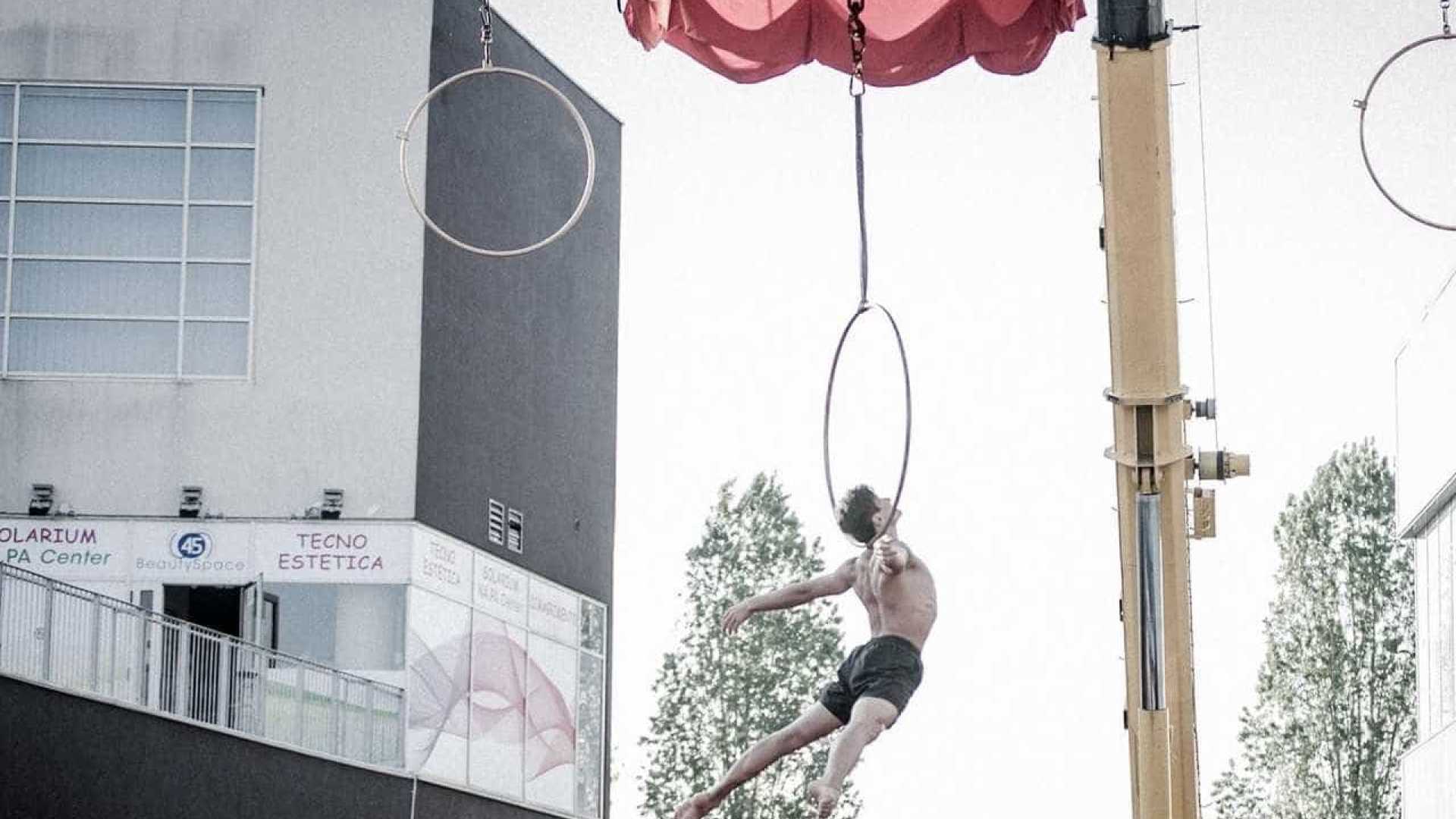 TRAGÉDIA: Acrobata paulista morre ao dar salto de 15 metros; manobra foi filmada