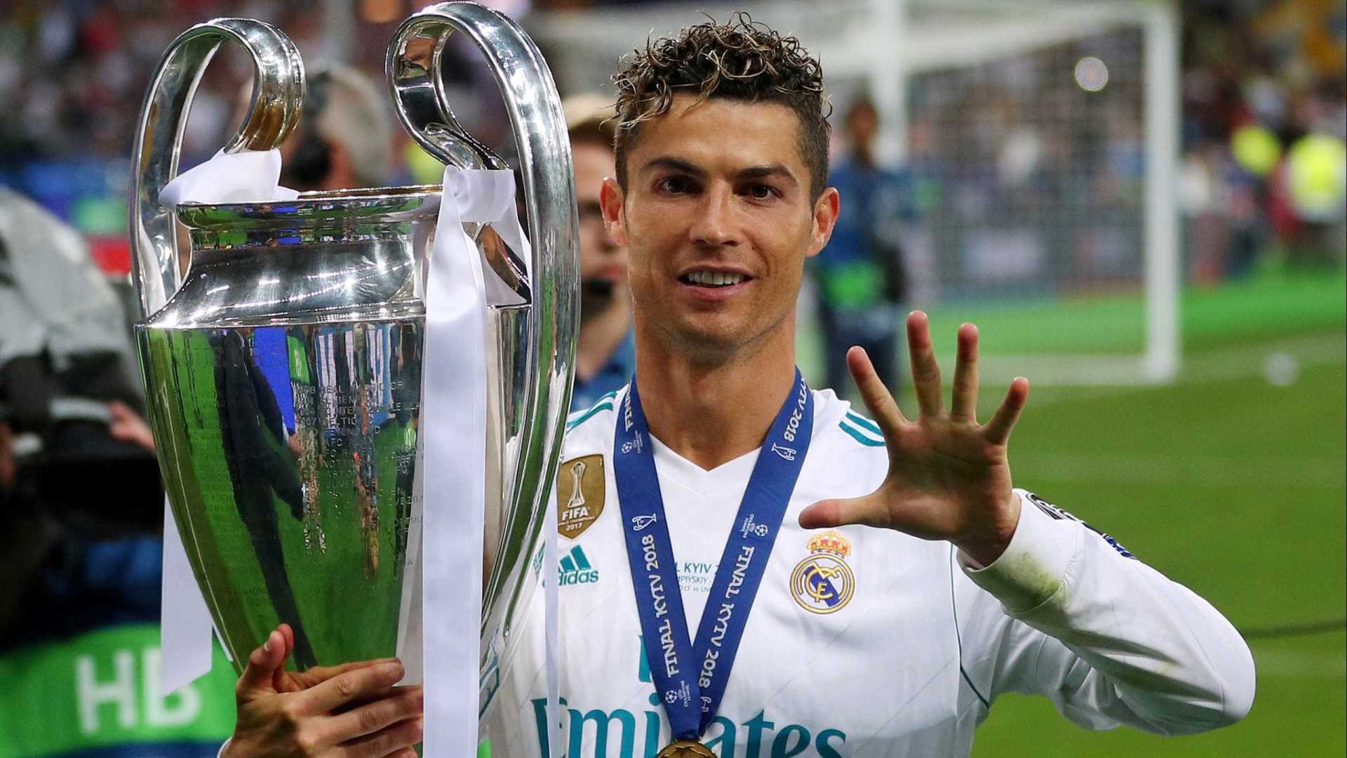 NEGOCIAÇÕES: CR7 quer mais de R$ 300 milhões por ano para ficar no Real, diz jornal